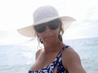 Mommysarax